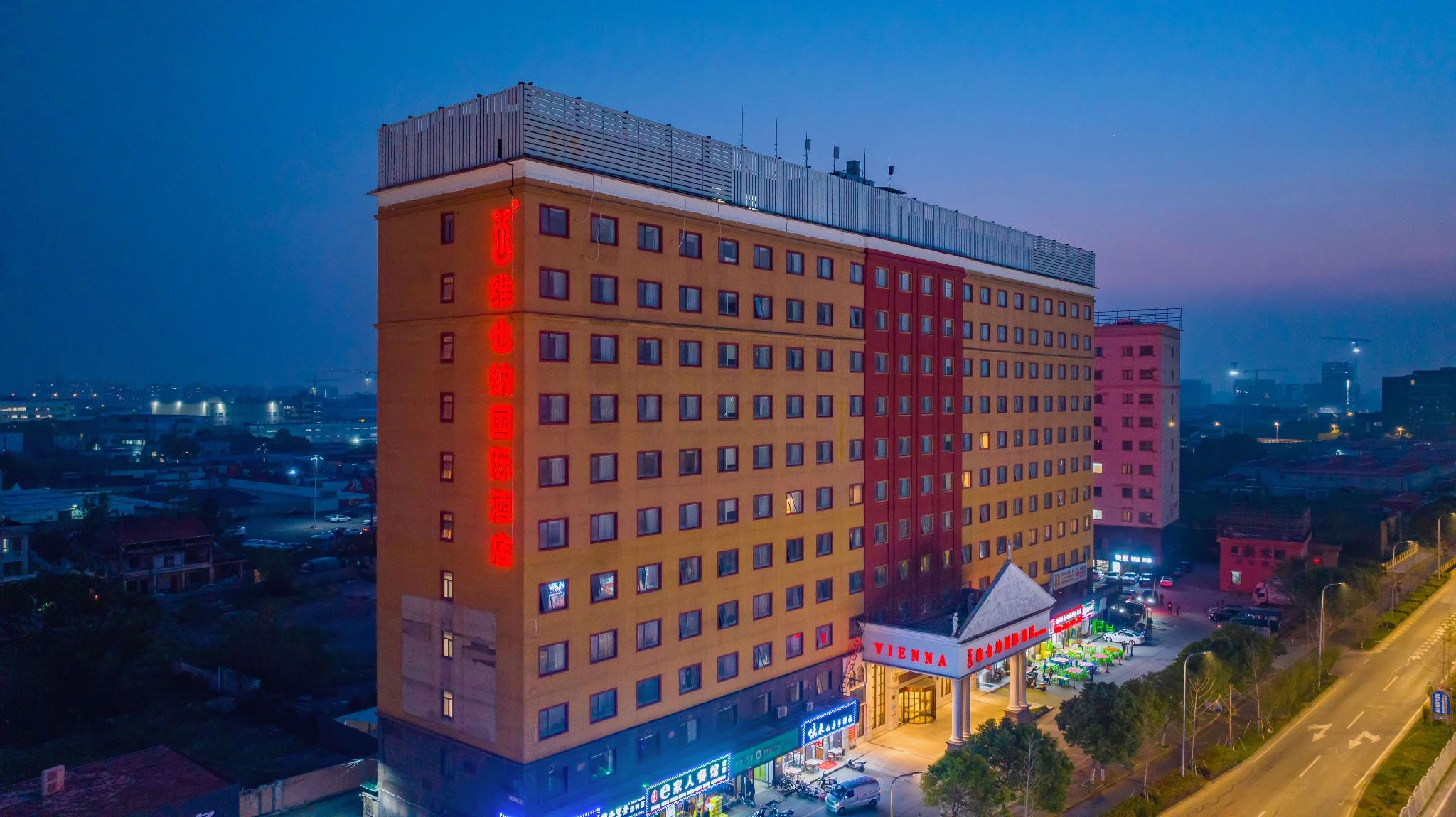 Vienna International Tourism and Resorts Zone 3/30