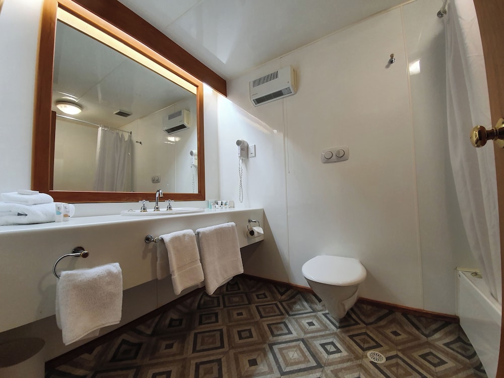 Distinction Mackenzie Country Hotel Twizel 55/57