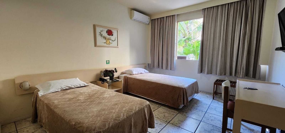 Harbor Inn 15/50