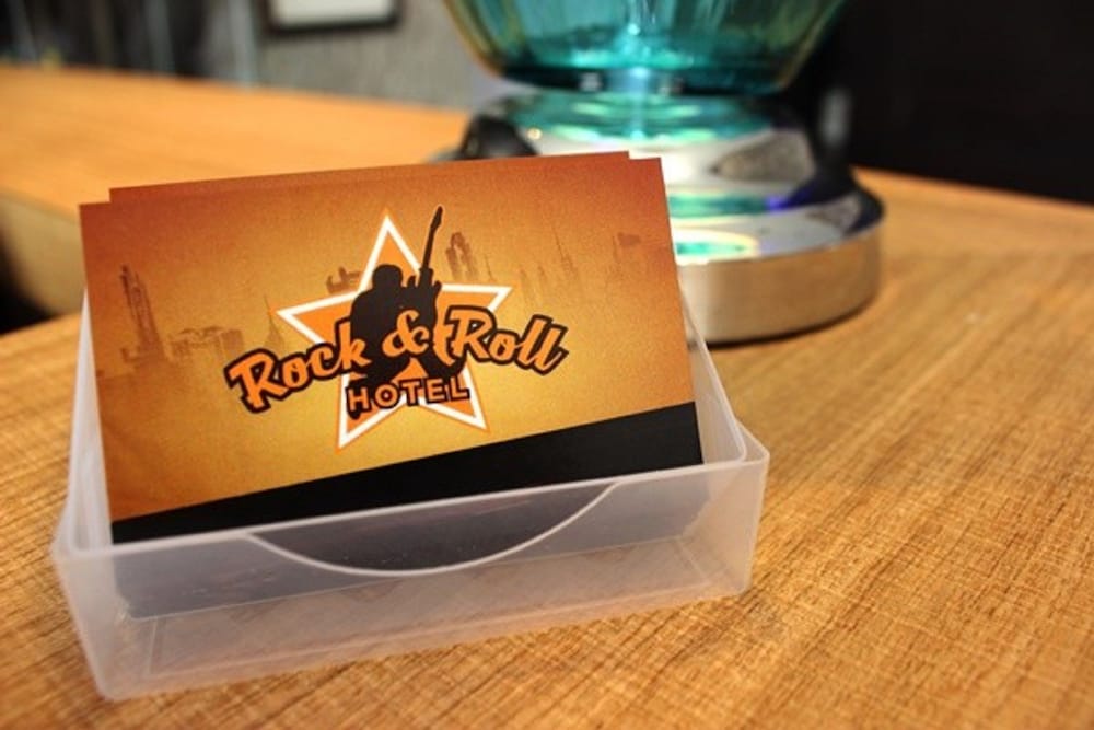 Rock and Roll Hotel 25/32