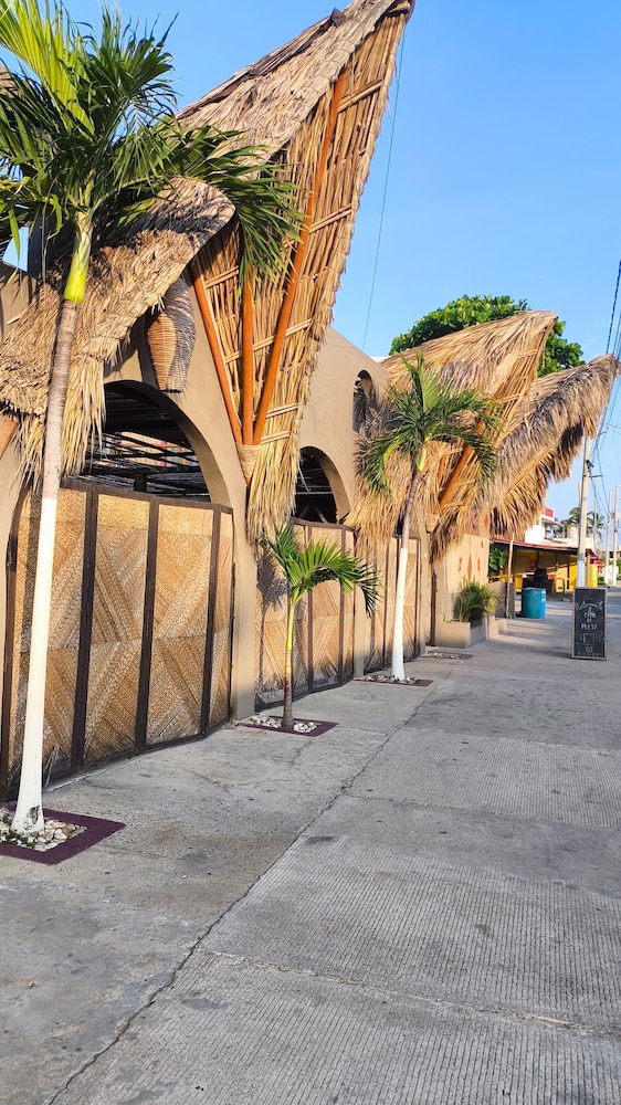 Baxar Hotel Acapulco 40/50