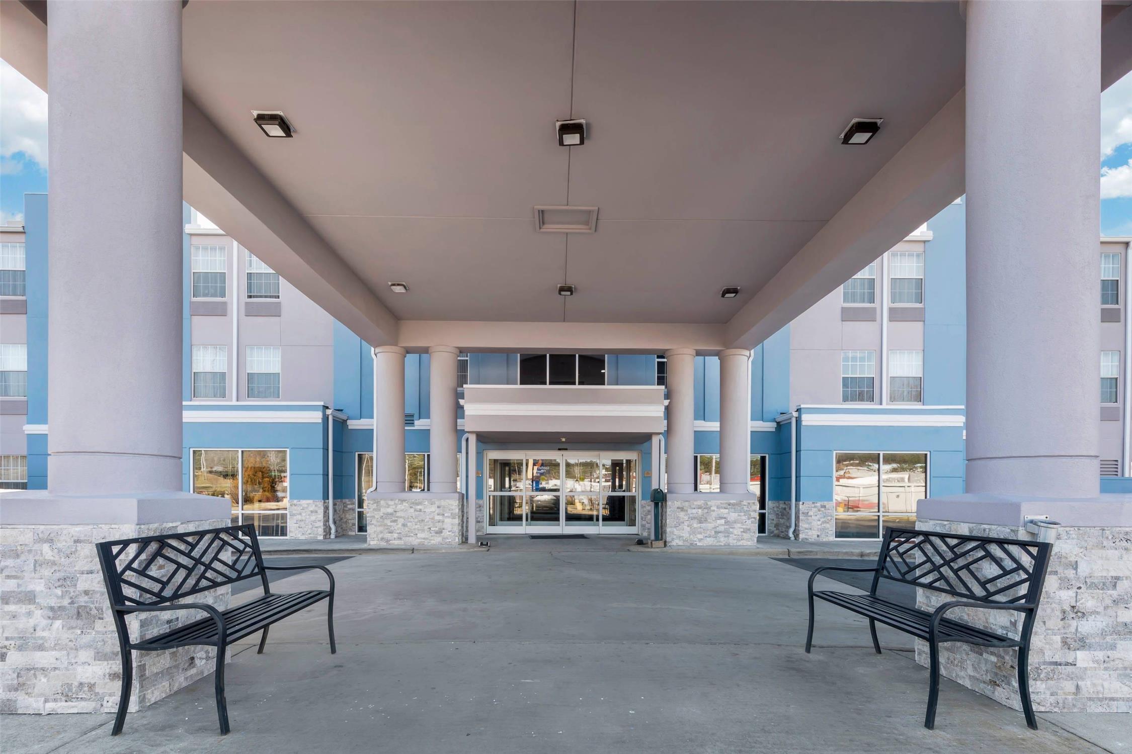 Comfort Inn Birmingham - Irondale 24/36