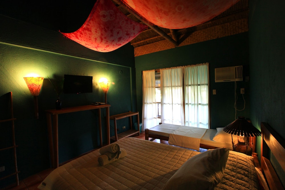 Hannah Hotel 48/54