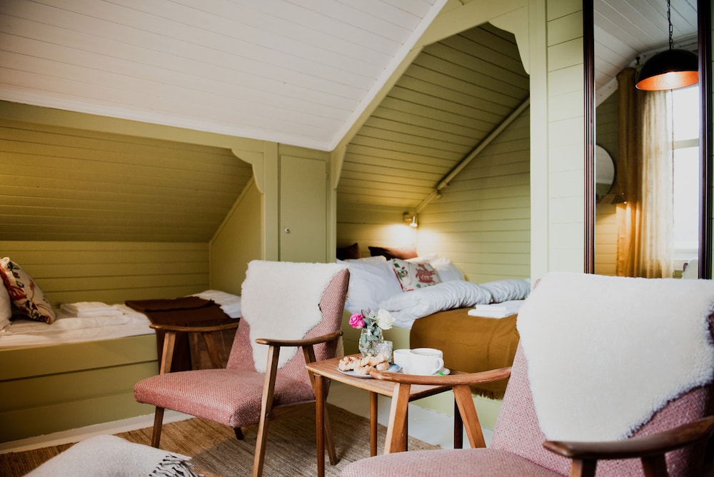 Fjaerland Fjordstove Hotell 22/63