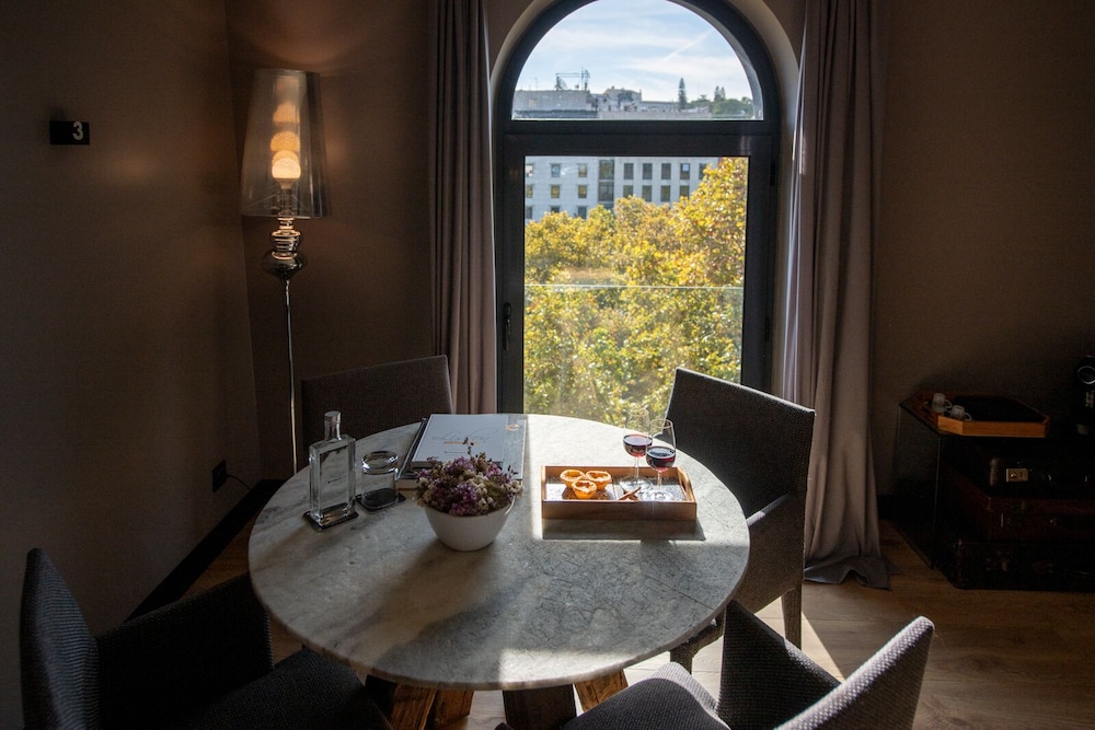 138 Liberdade Hotel 32/68