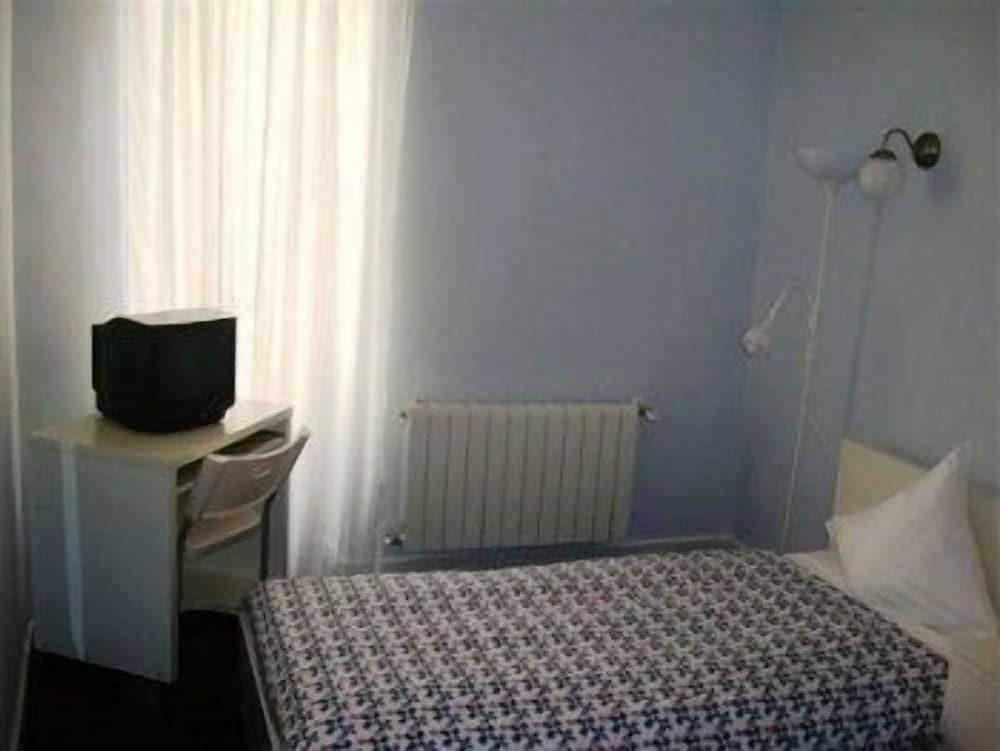PIZARRO HOSTAL 29/50