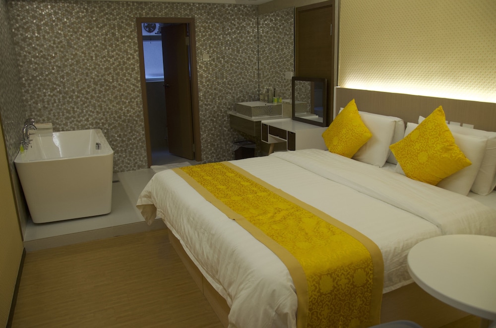 Whole Sunshine International Hotel 21/42