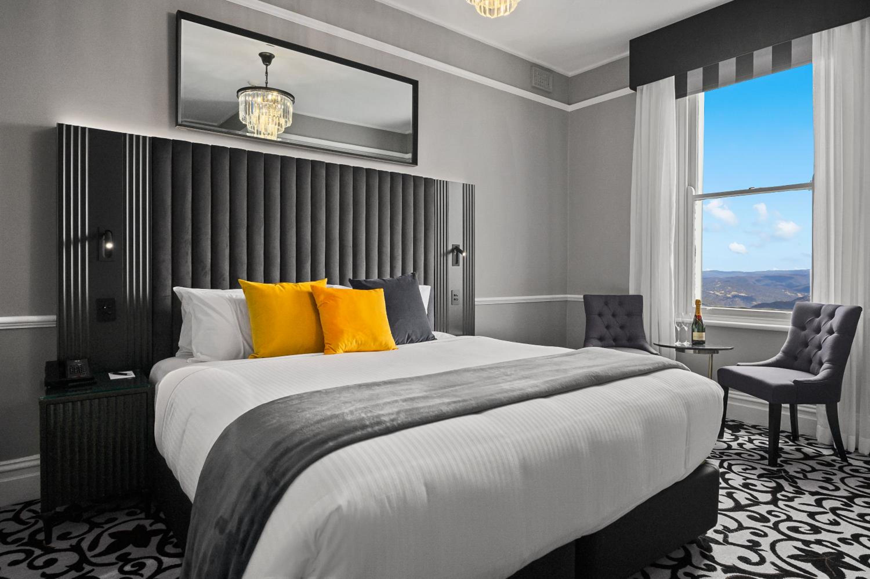 Deluxe, Valley View، Hydro Majestic 2/3