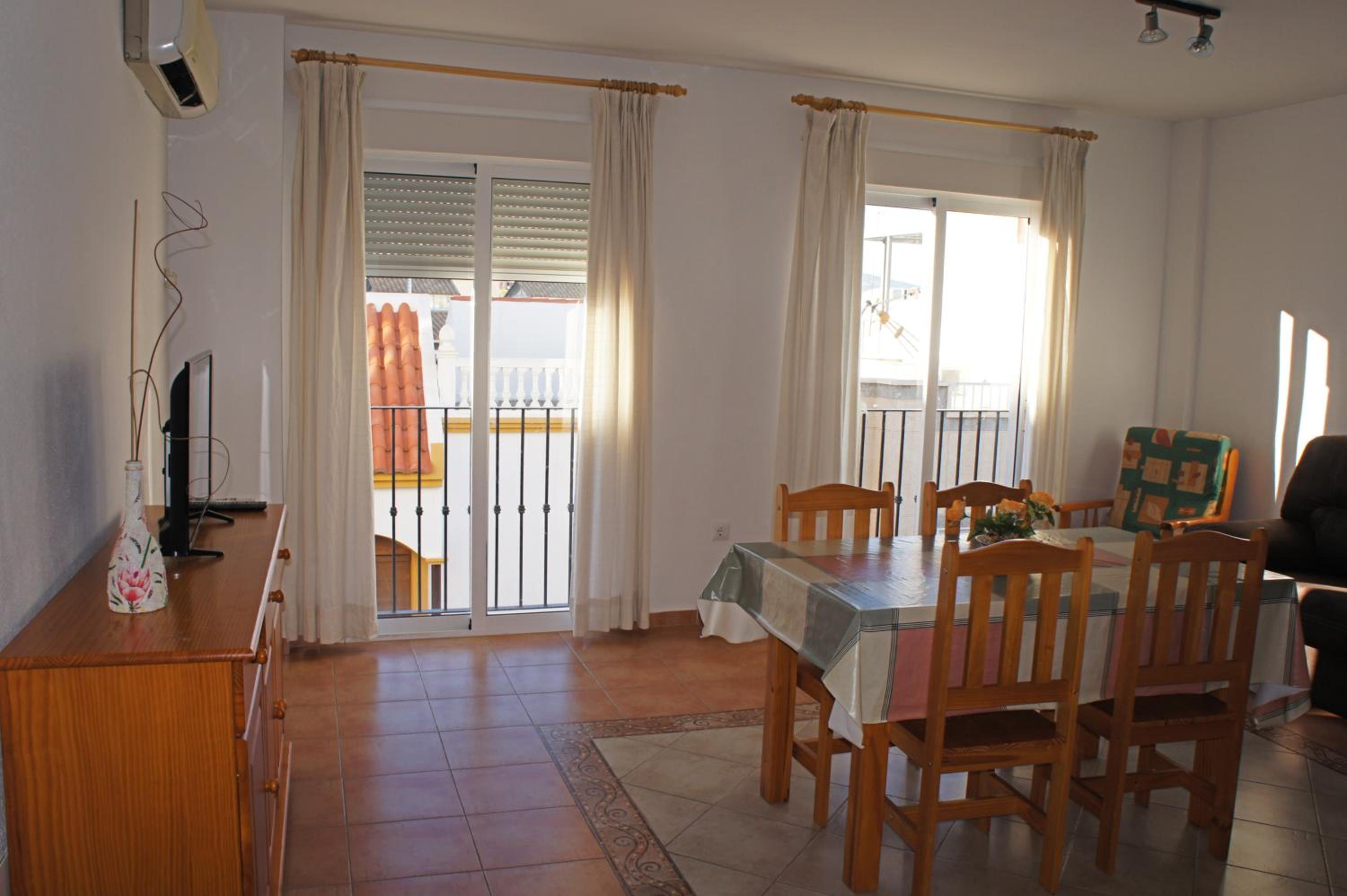 Apartamentos Turísticos Albanta 19/23