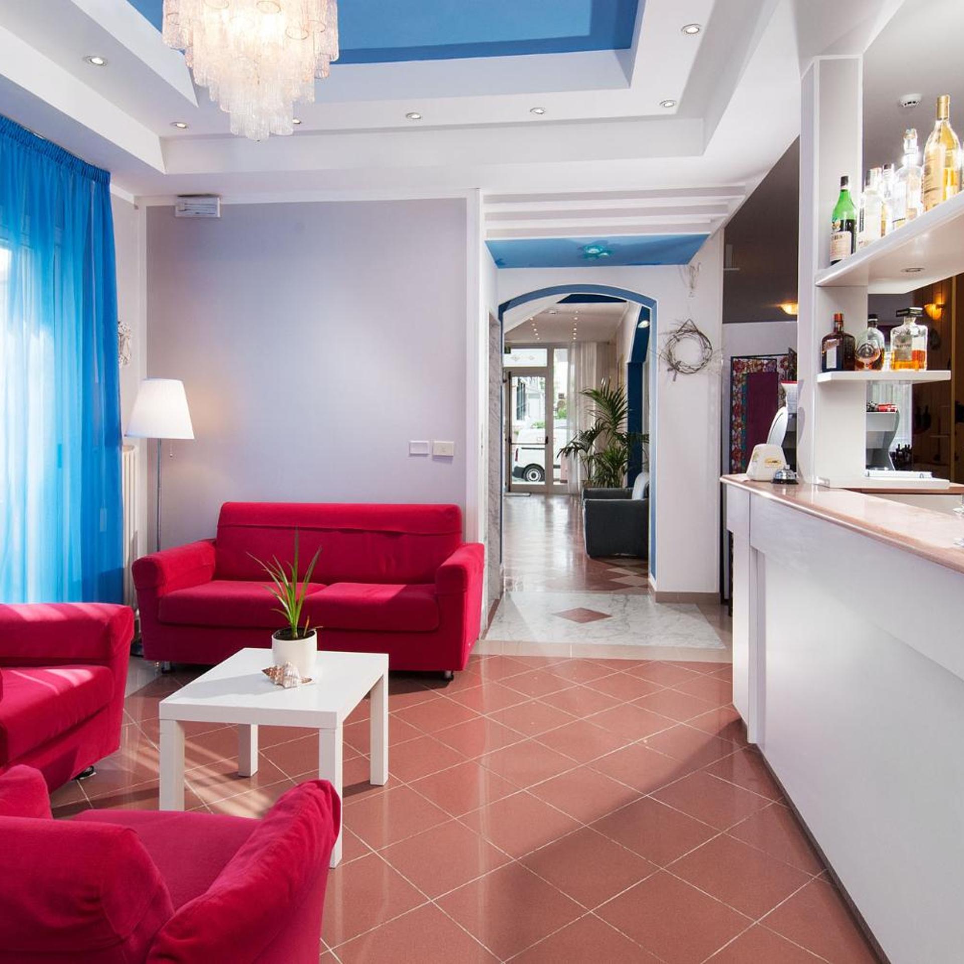 Hotel Cheri 33/48