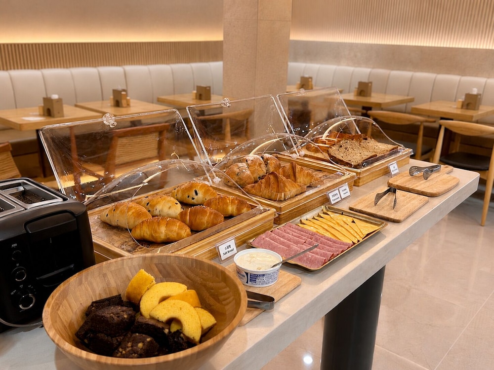 Nestly Hotel Seomyeon 38/61