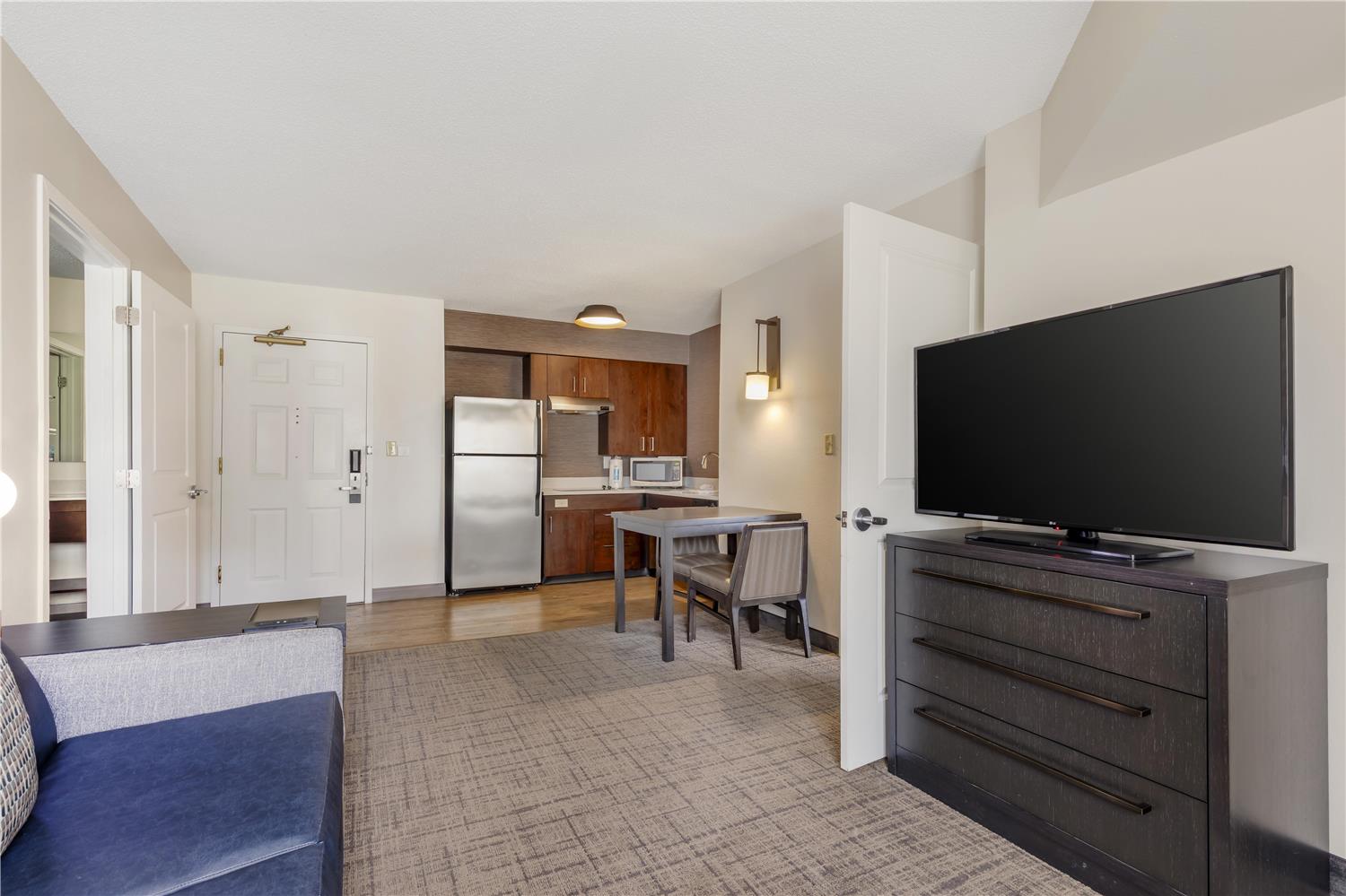 Sonesta Es Suites Fairfax Fair Lakes 30/63