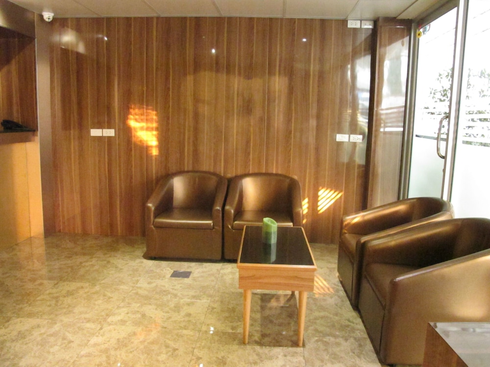 BOURBON ST BOUTIQUE HOTEL 26/35