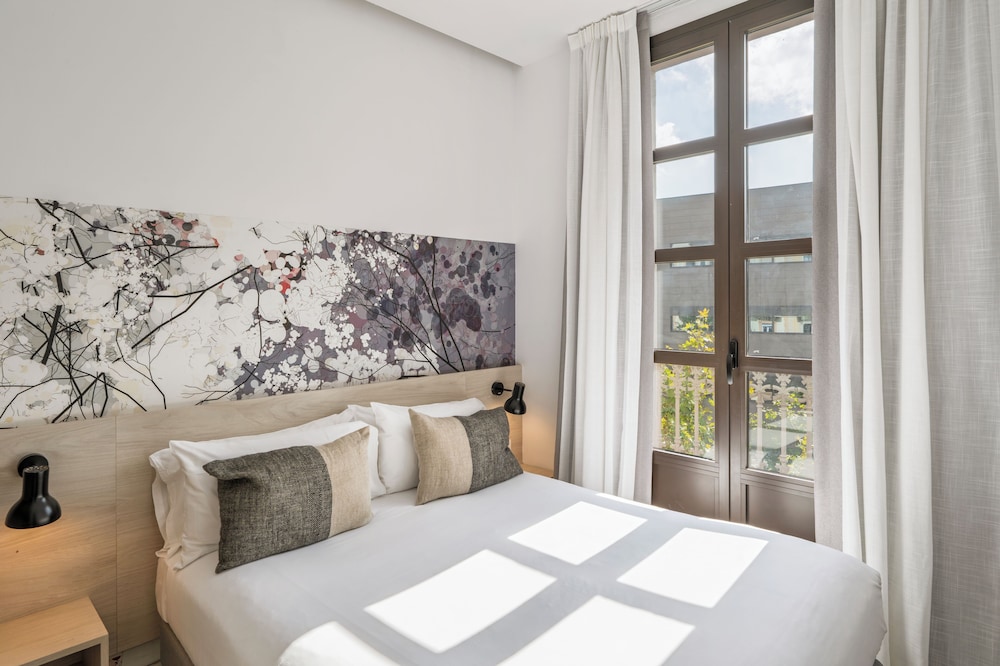 Aspasios Poblenou Apartments 9/50