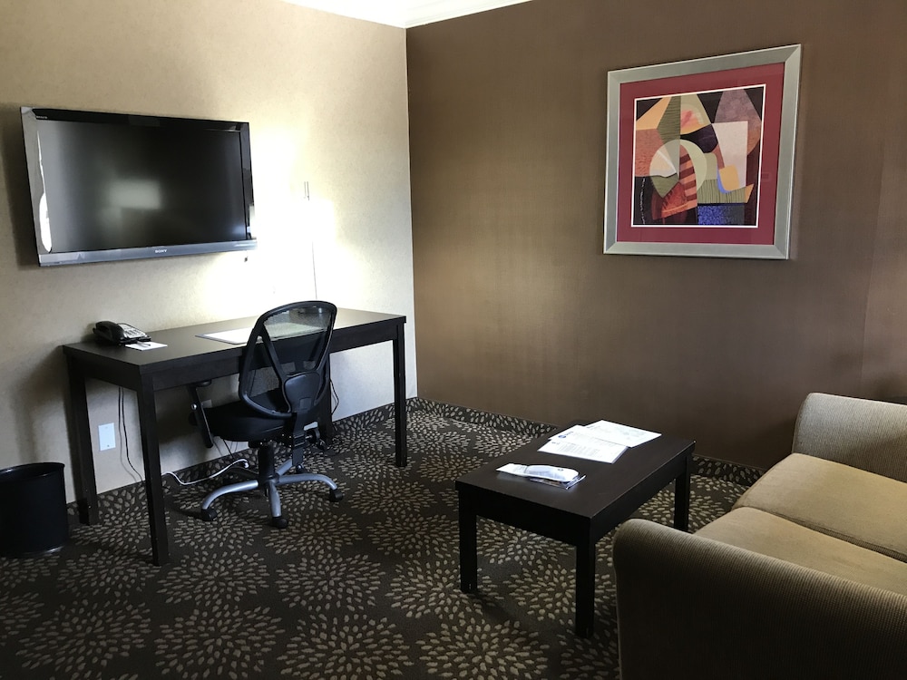 Best Western Yuma Mall Hotel Suites 36/44