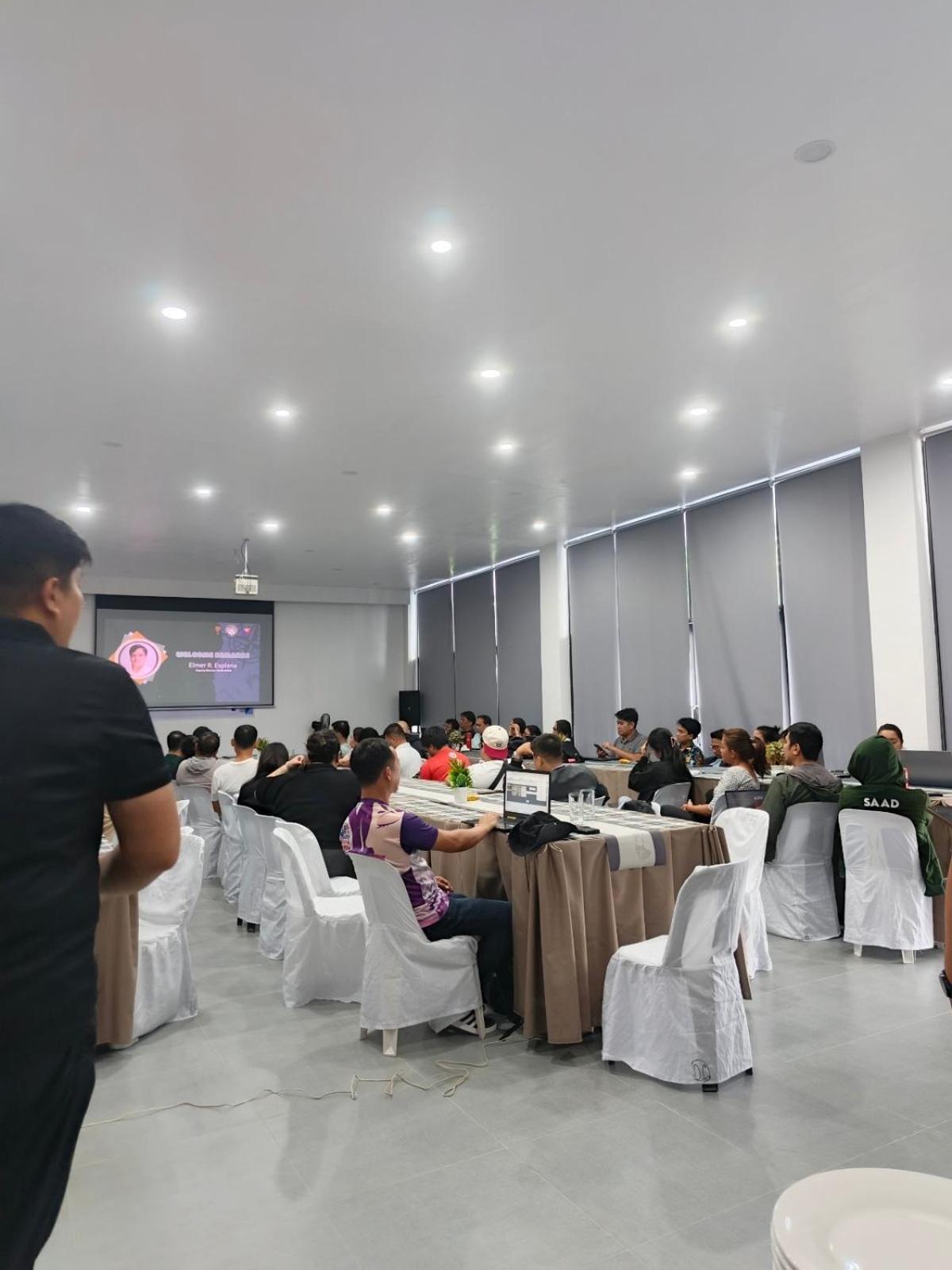 Ocean Star Hotel Coron 42/50