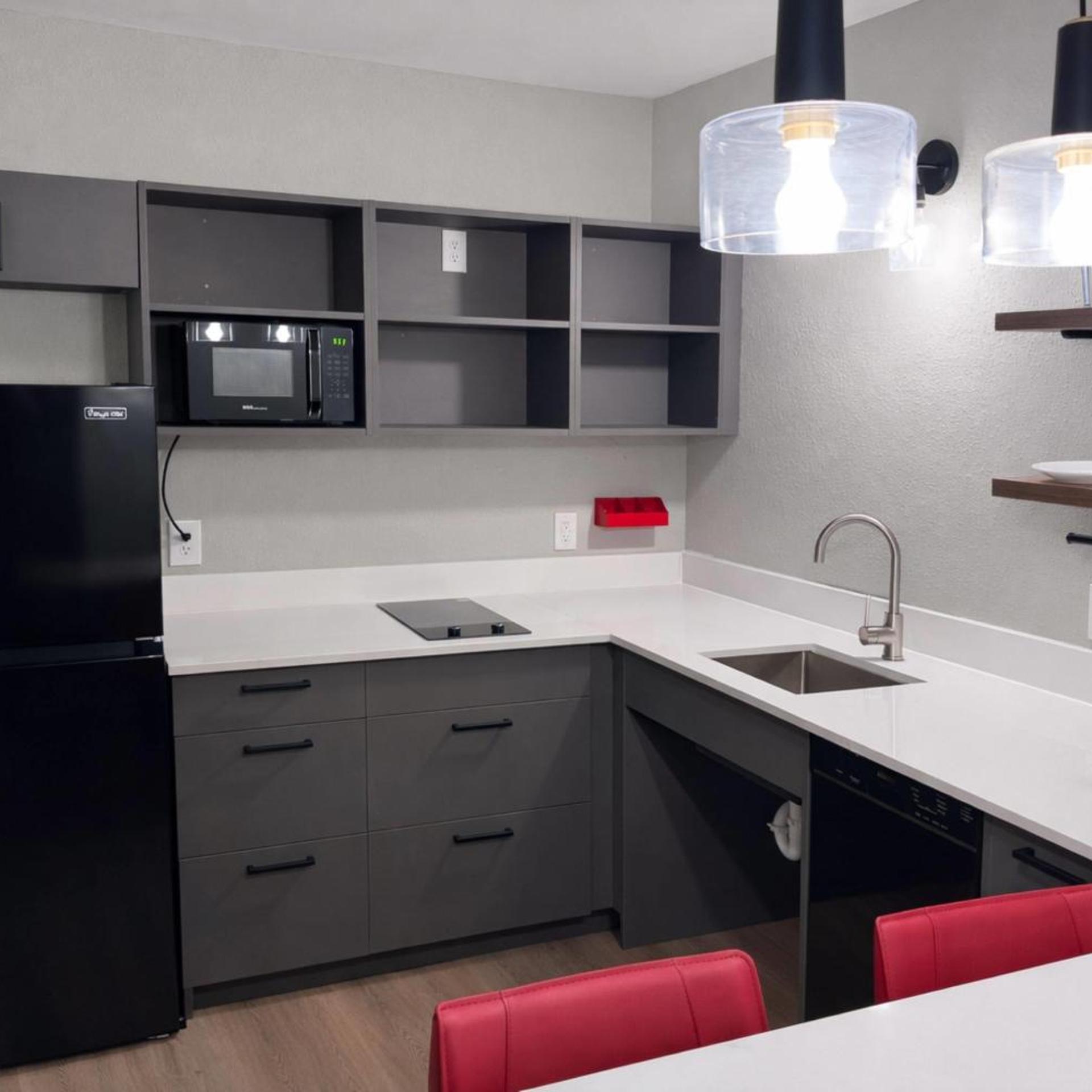Hawthorn Extended Stay by Wyndham Miamisburg DaytonSouth 18/19