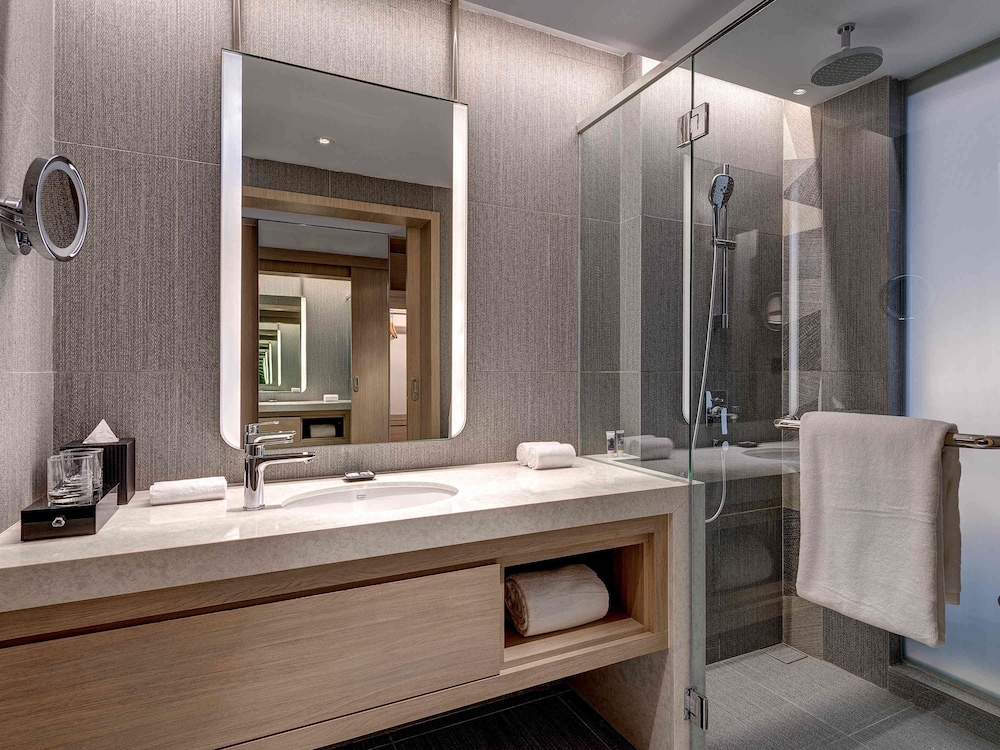 MERCURE KUALA LUMPUR GLENMARIE 47/48
