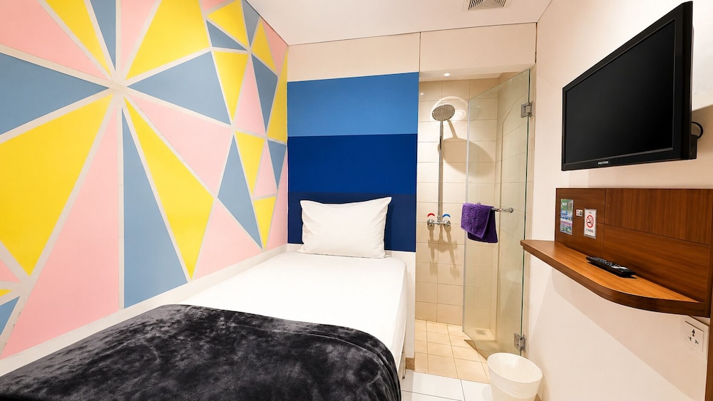 Subwow Hostel 18/40