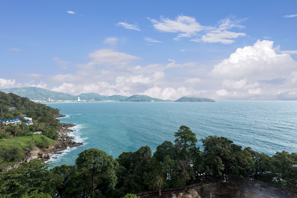 Wyndham Grand Phuket Kalim Bay 69/74