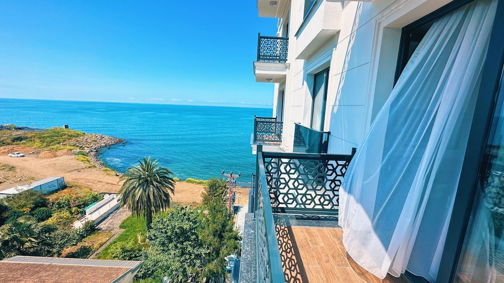 Biliris hotel 27/31