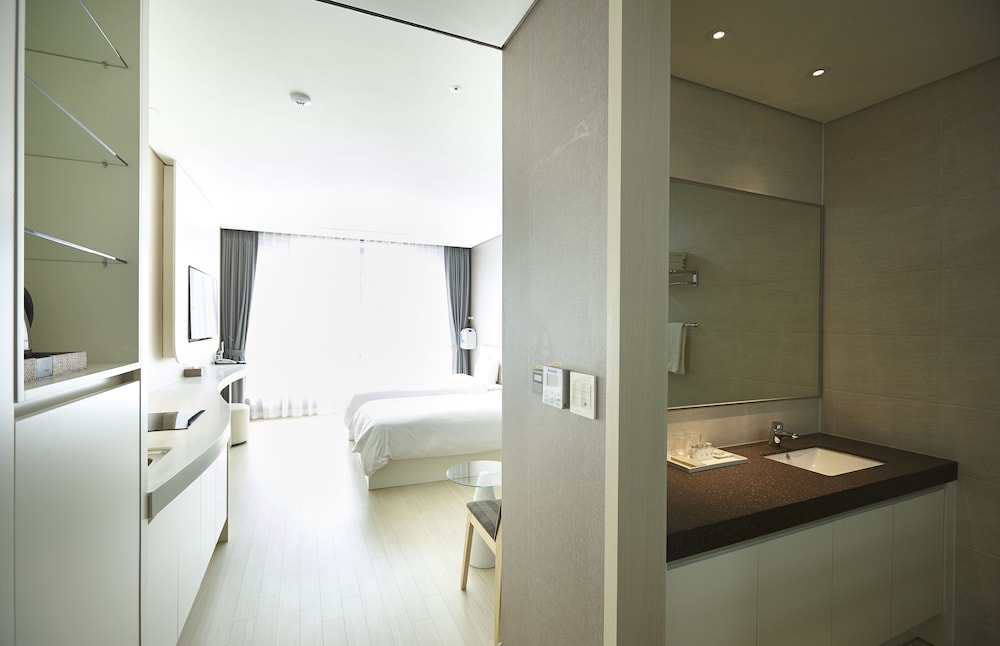 Hotel Around Pyeongchang 23/58
