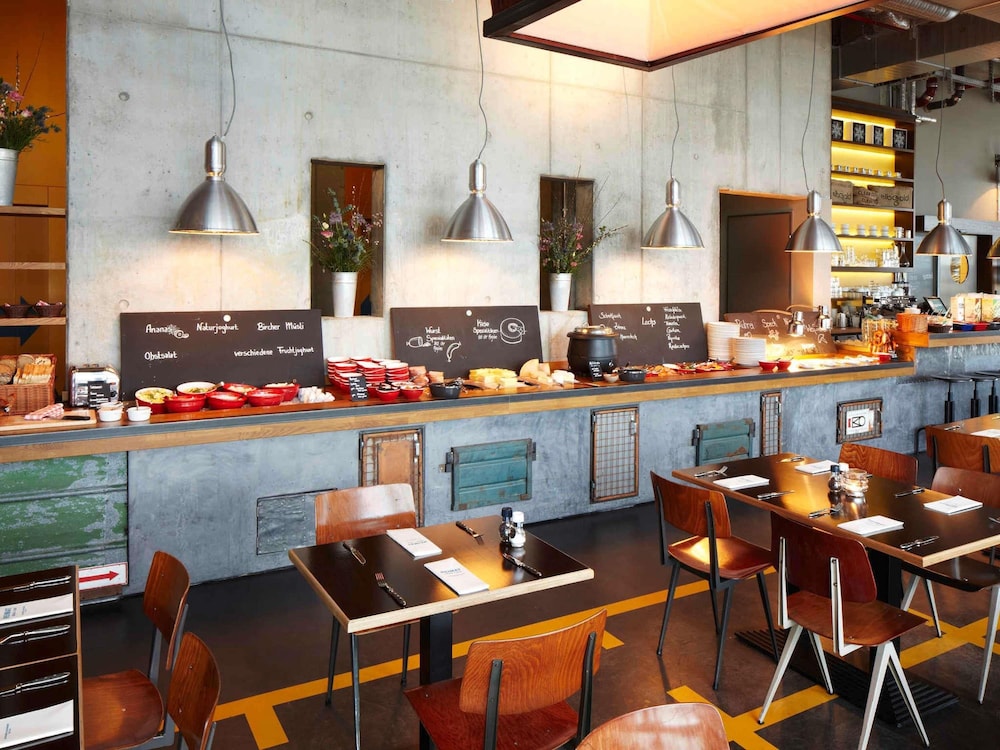25Hours Hotel Hafencity 35/50