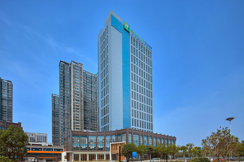 HOLIDAY INN EXPRESS LUOYANG YICHUAN 1/56