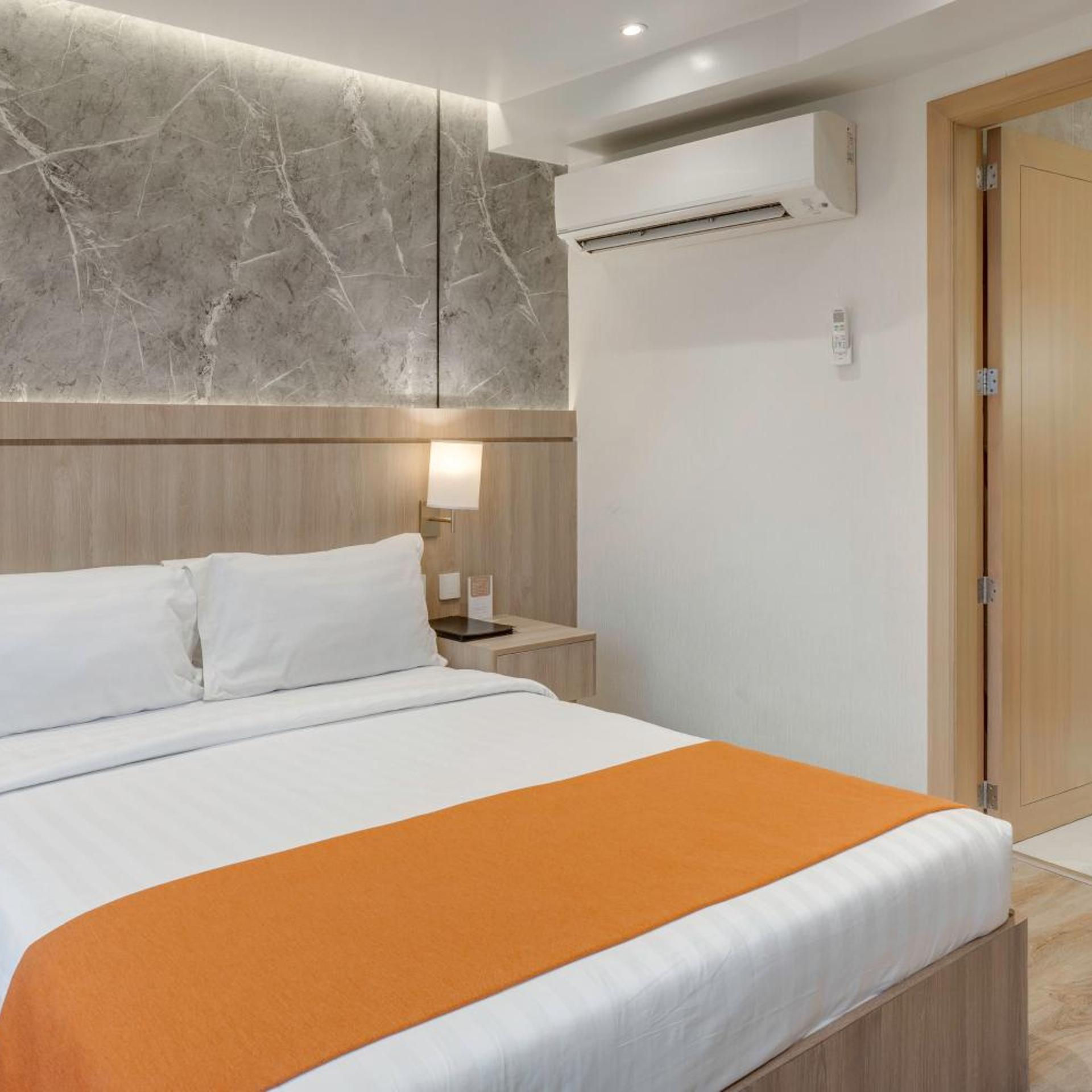 Room, Queen Bed