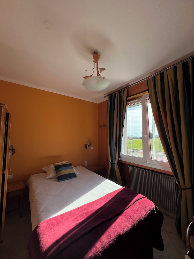 LOGIS HOTEL DES ROCHES 28/60
