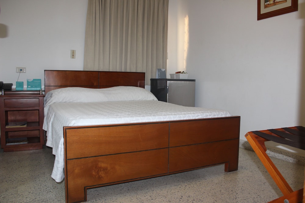 HOTEL MONTERREY 19/45