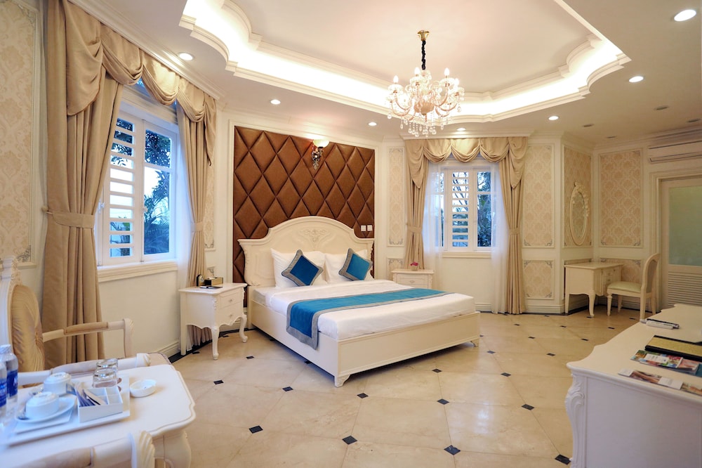 FLC LUXURY RESORT VINH PHUC 8/70