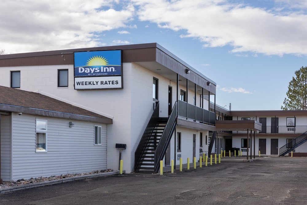 Days Inn by Wyndham Wheatland 38/42