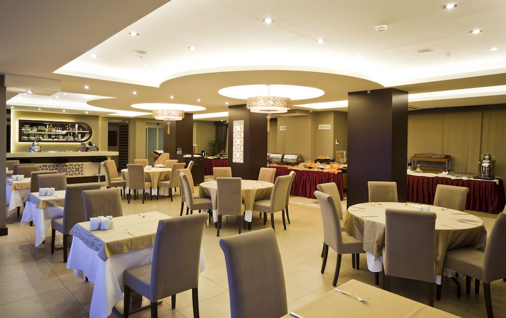 VOLLEY HOTEL ISTANBUL 57/73