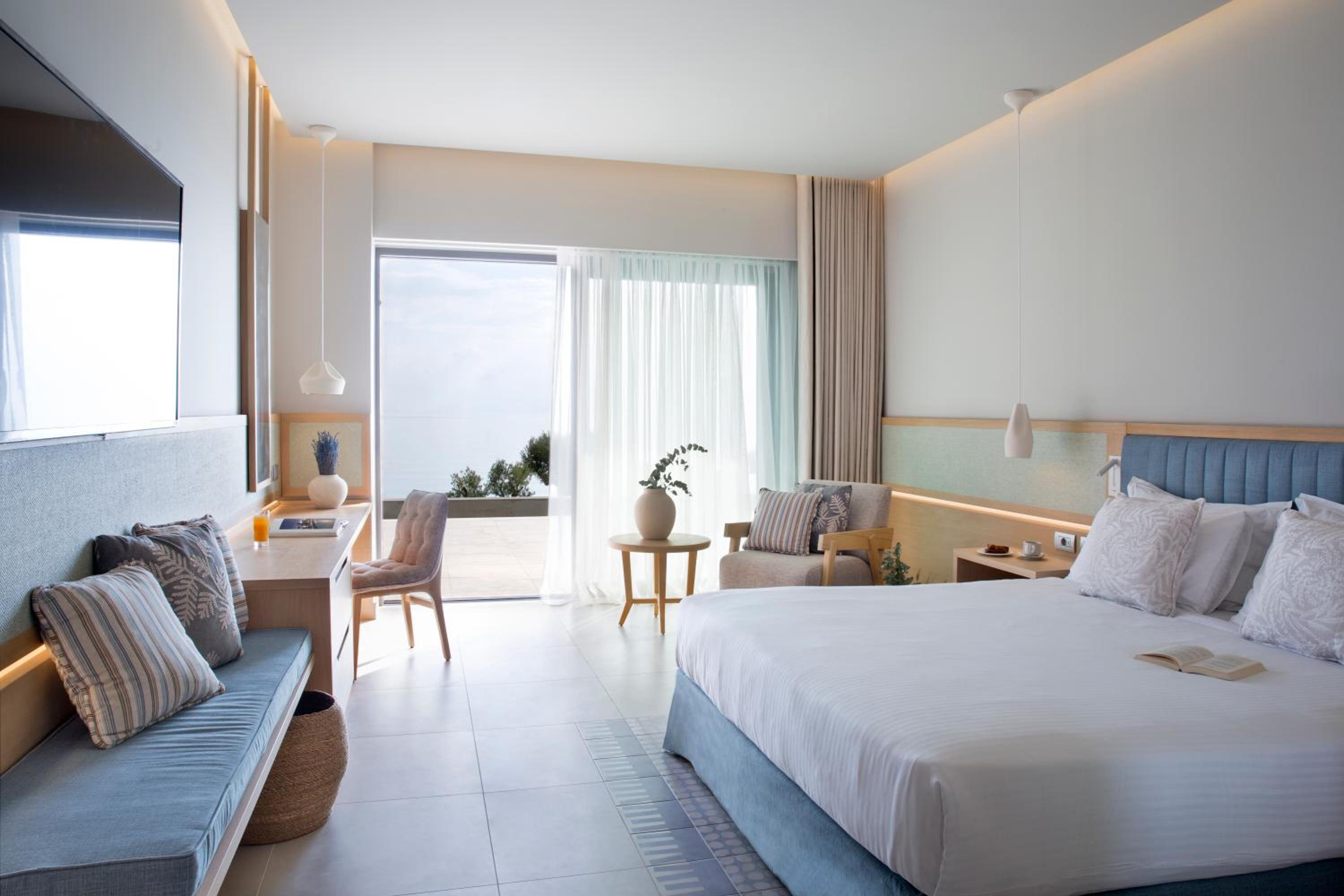 Deluxe, Sea Front, Private Pool