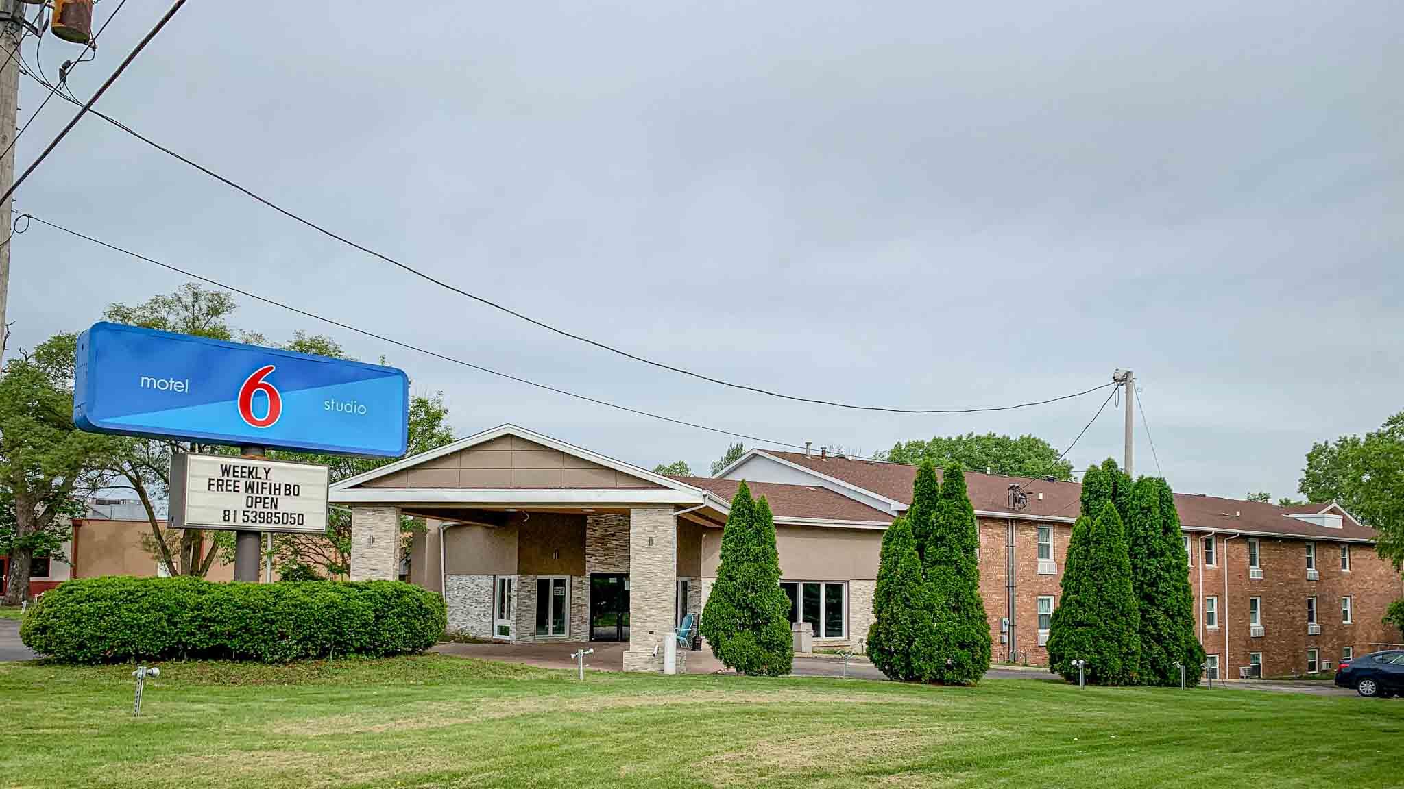 Motel6 Rockford, IL 23/28