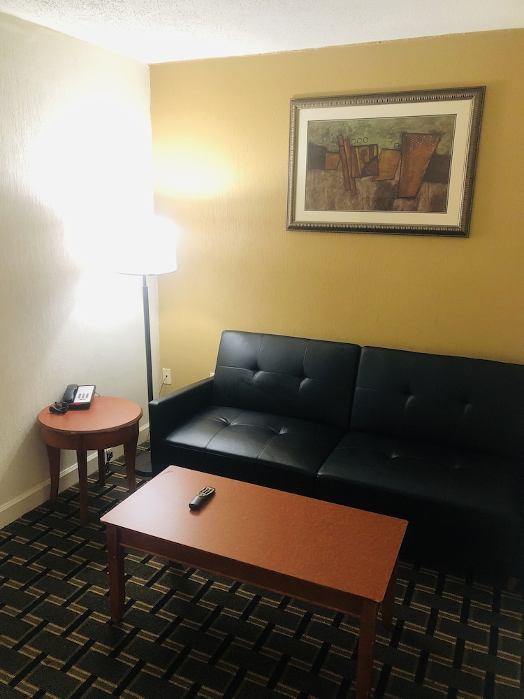 Quail Inn and Suites Myrtle Beach 35/43