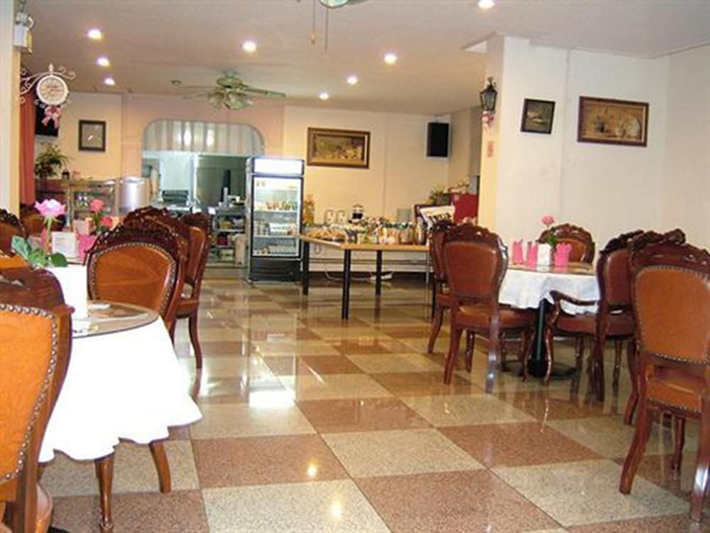Asia Tourist Hotel 33/41