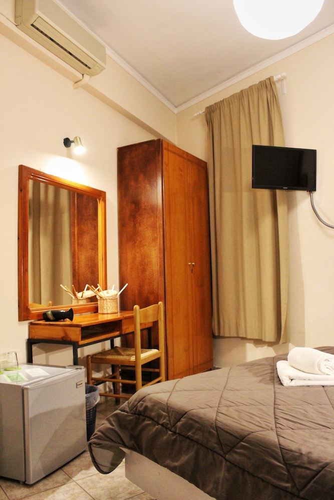 Aegina Hotel 20/73