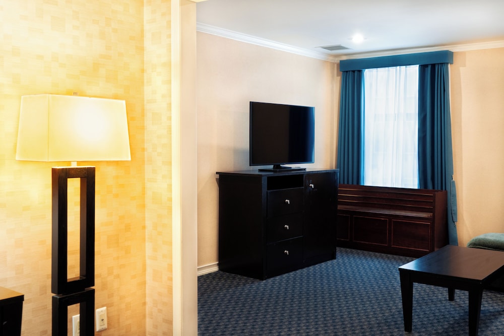 Hotel Stanford New York 48/57