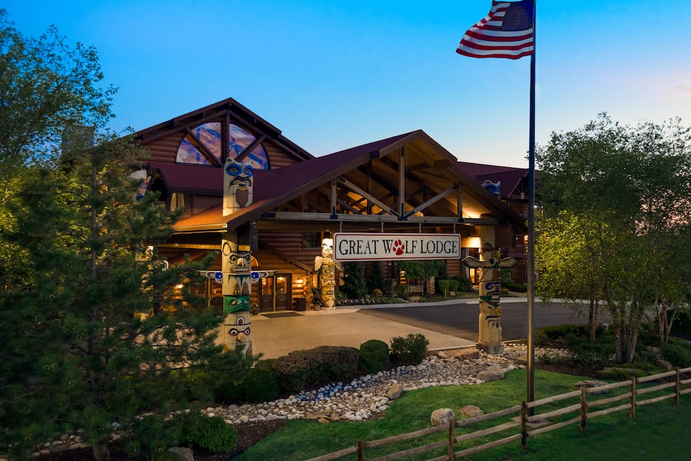 Great Wolf Lodge Kansas City 4/77