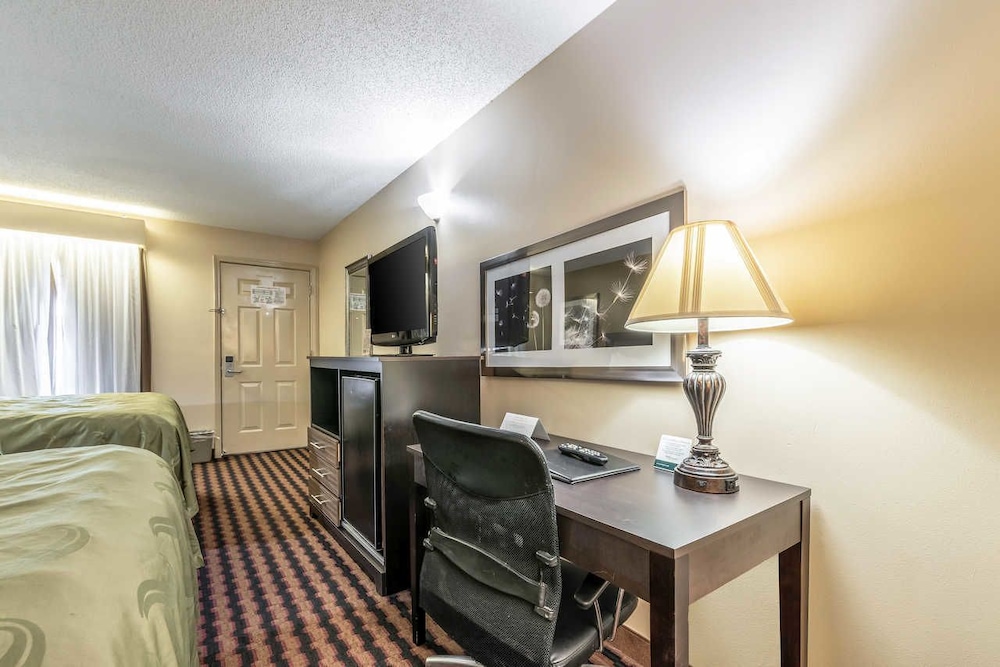 Quality Inn Decatur River City 31/39