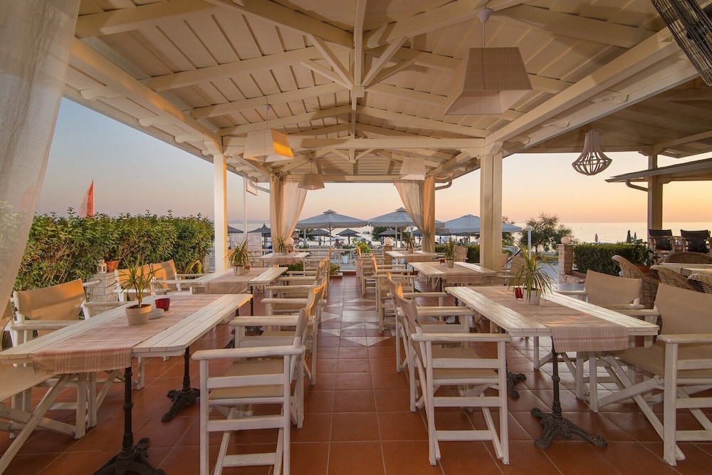 Assano Sea Front Luxury 21/50
