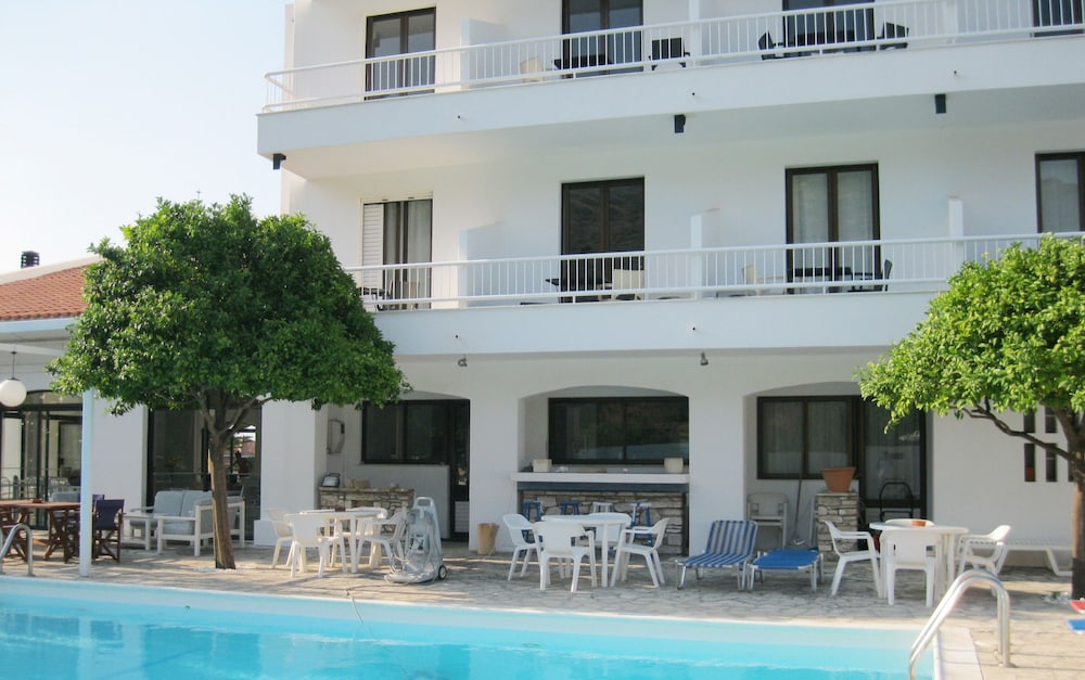 Apollon Hotel 2/28