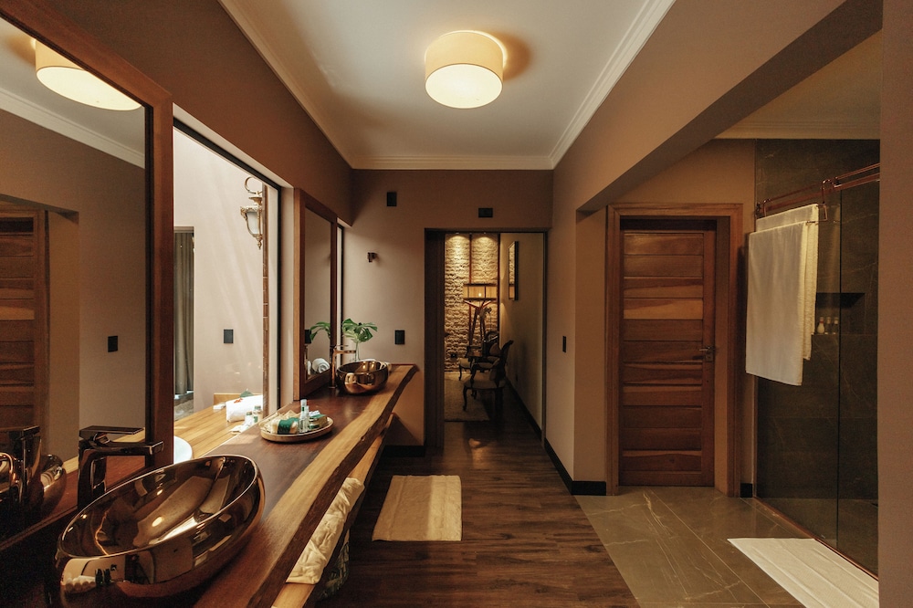 Las Hotel Boutique 25/50