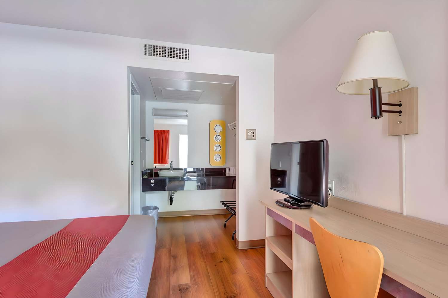 Motel6 Santa Rosa - South 12/17