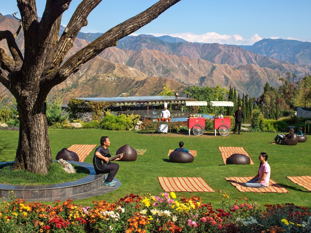Jw Marriott Mussoorie Walnut Grove Resort Spa 36/52