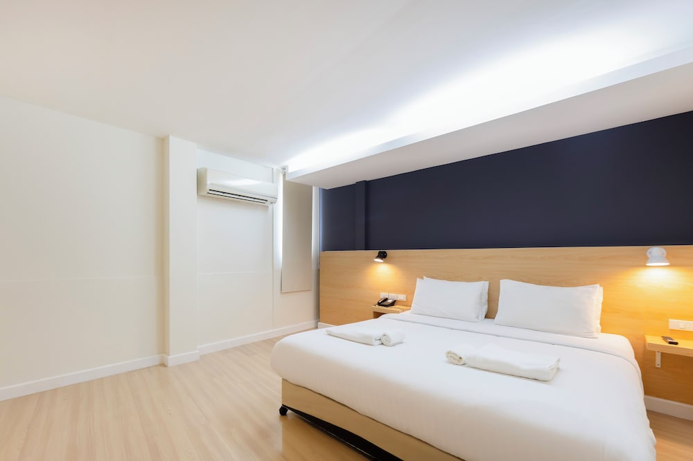 Solo Express Sukhumvit 81 39/57