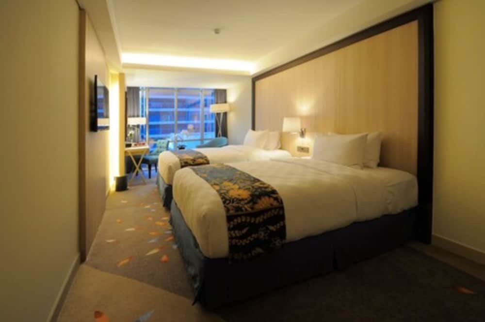 Louis Kienne Hotel Pandanaran 20/43