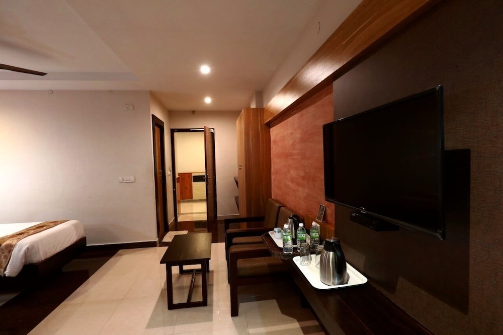 Mayas Hotel 25/50